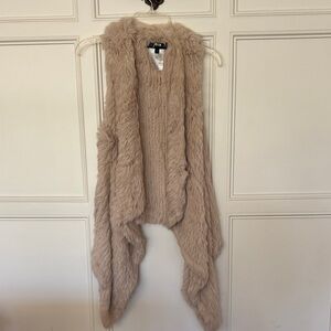 Jocelyn Fur Vest in Beige